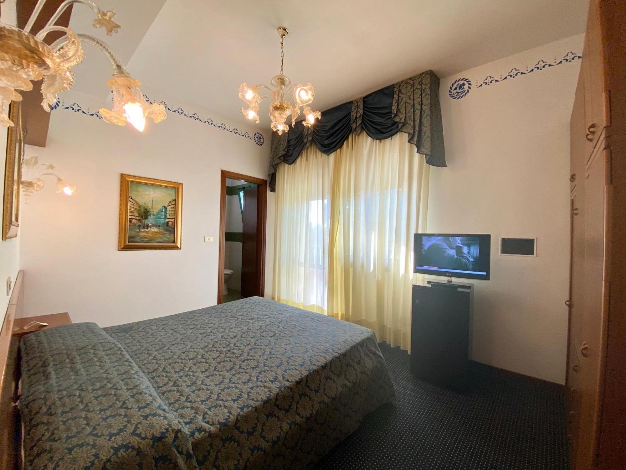 Hotel Florida 利多迪迪耶索洛 外观 照片