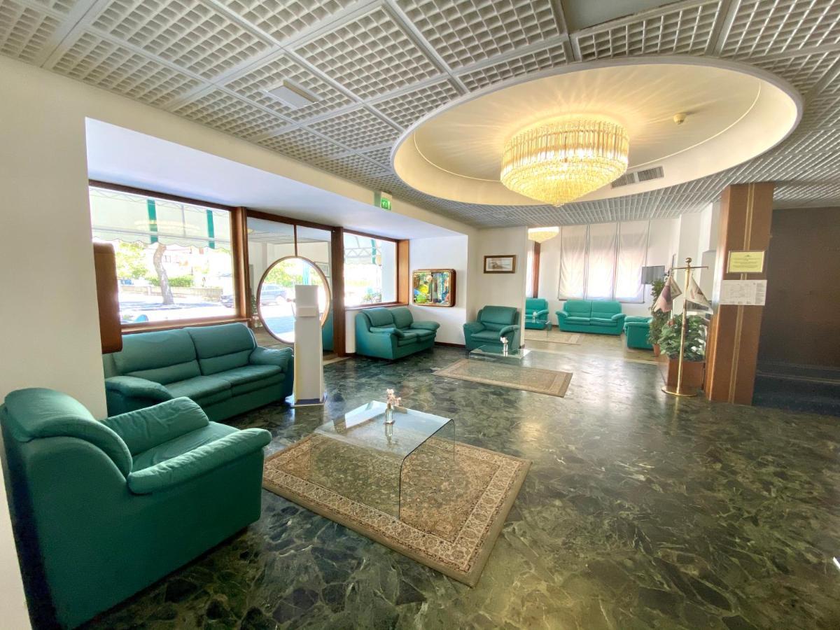 Hotel Florida 利多迪迪耶索洛 外观 照片