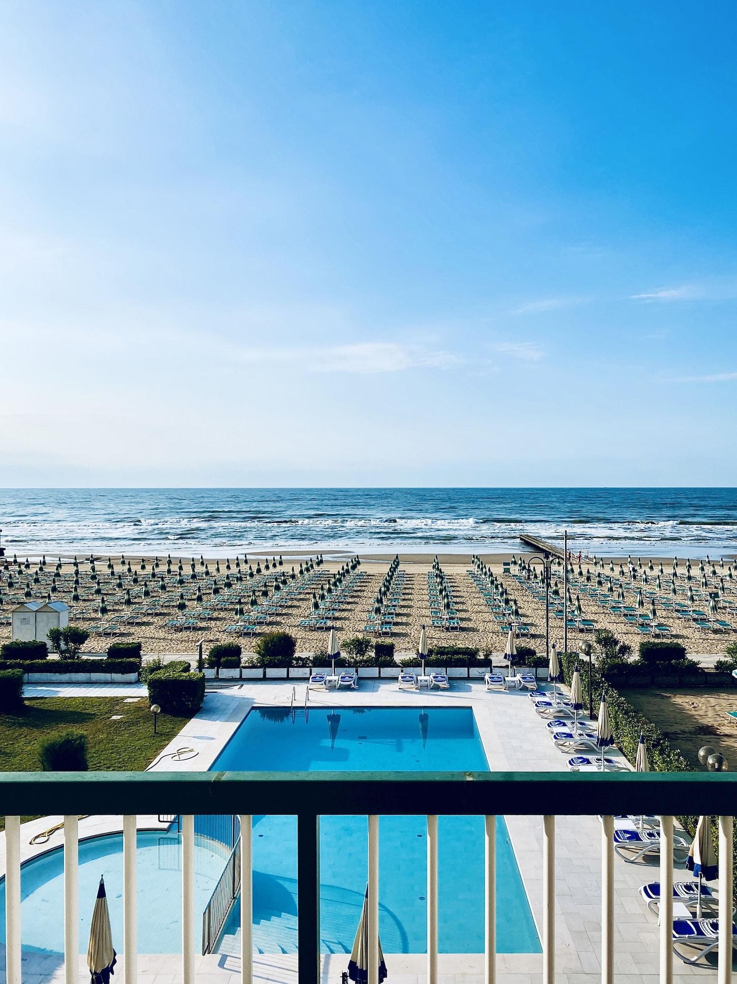 Hotel Florida 利多迪迪耶索洛 外观 照片